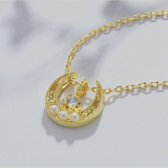 Genuine moonstone freshwater pearl necklace in gold vermeil layered over silver - Picture 3 of 6